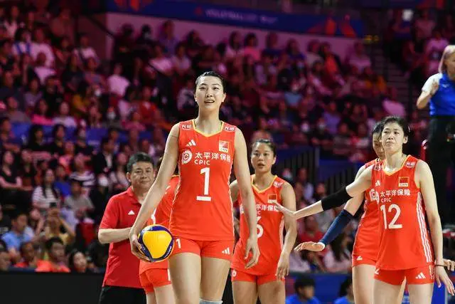 朱婷腰部不適缺席比賽，中國女排3比2逆轉土耳其豪取三連勝