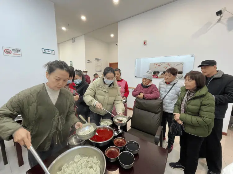 暖心餃子宴 “煮”熱鄰裏情