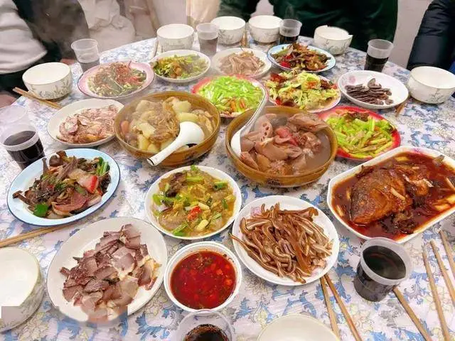 22道年夜飯湯菜譜，寓意好，團圓年夜飯，從一碗寓意美好的湯开始