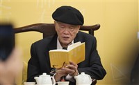 詩人李魁賢過世 享壽87歲