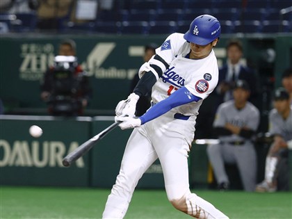 撿到大谷翔平返鄉全壘打 球迷：要當傳家寶珍藏